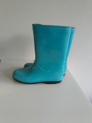 Regenlaarzen maat 32 beschikbaar voor biedingen