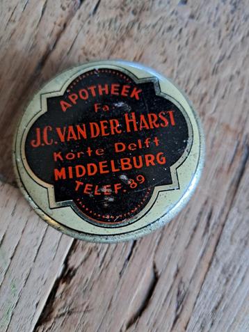 Oud Apothekersblikje J.C. van der Harst Middelburg beschikbaar voor biedingen