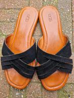 Ugg sandalen slippers mt 40, Kleding | Dames, Schoenen, Ophalen of Verzenden, Zo goed als nieuw, Sandalen of Muiltjes