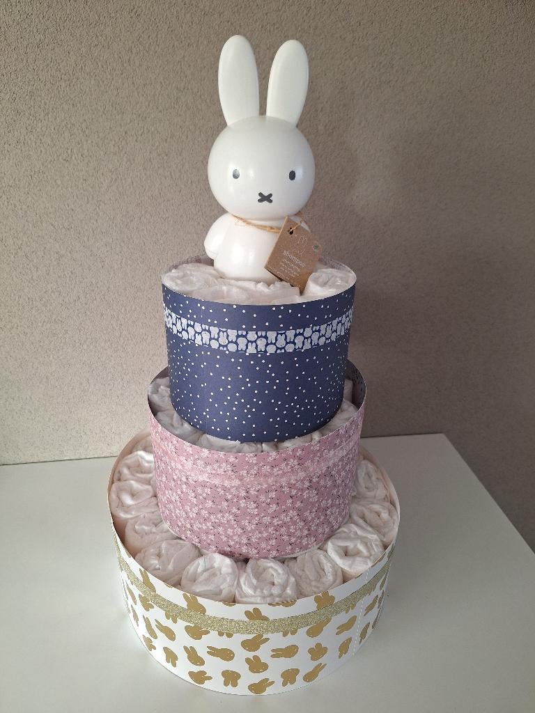 Nijntje luiertaart drielaags - Roze en blauw - Gender reveal, Ophalen of Verzenden, Nieuw, Kraamcadeau