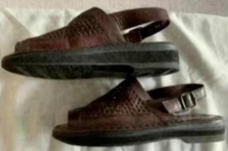 Bruine open schoenen, sandalen unisex; Sioux; maat 7, Kleding | Dames, Schoenen, Zo goed als nieuw, Sandalen of Muiltjes, Bruin