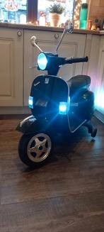 Elektrische Vespa px150 kinder scooter met zijwielen + licht, Kinderen en Baby's, Ophalen