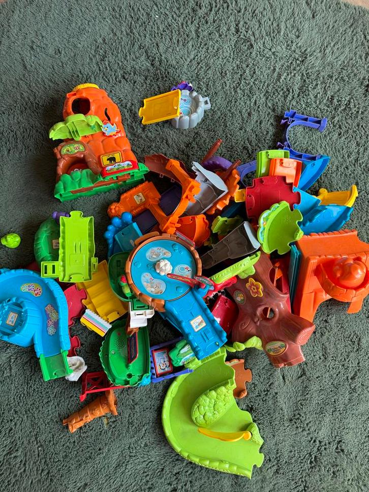 VTech Zoef Zoef Dieren 2 Sets + Toet Toet Onderdelen, Kinderen en Baby's, Speelgoed | Vtech, Gebruikt, 2 tot 4 jaar, Ophalen