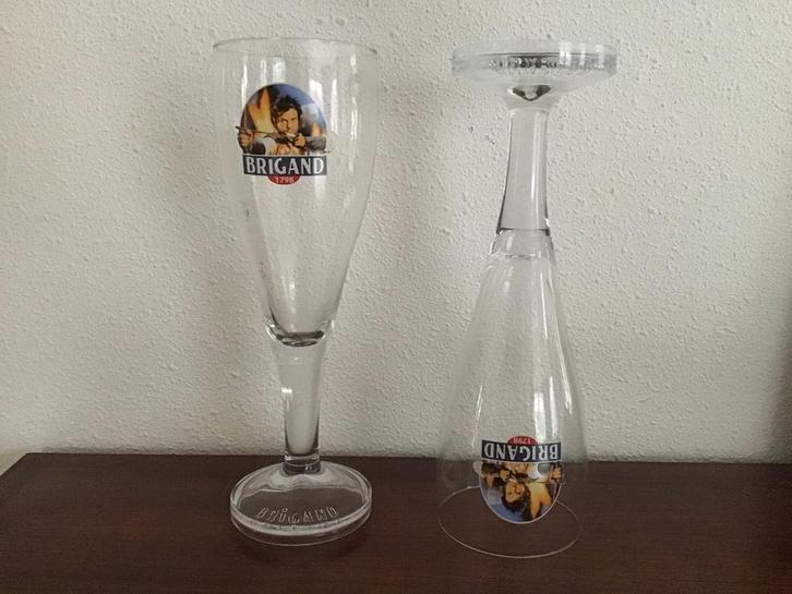Bierglas: 4 mooie bierglazen Brigand. Hoog 25 cm., Verzamelen, Glas en Borrelglaasjes, Zo goed als nieuw, Bierglas, Ophalen of Verzenden