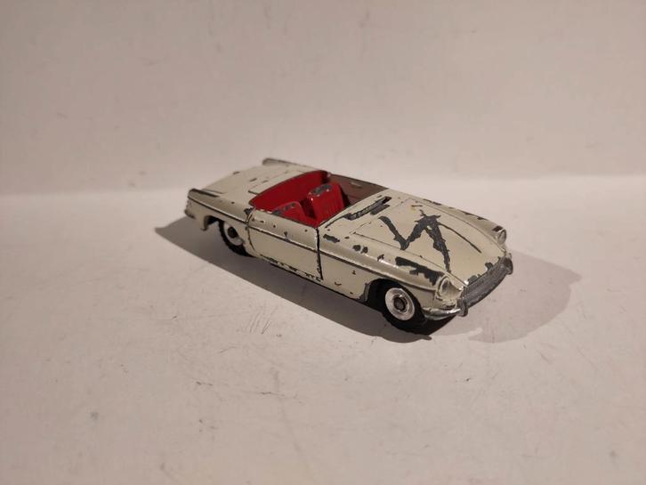 Dinky Toys No. 113 MG MGB Convertible, Hobby en Vrije tijd, Modelauto's | 1:43, Gebruikt, Auto, Dinky Toys, Ophalen of Verzenden
