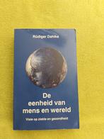 De eenheid van mens en wereld - Rudiger Dahlke., Boeken, Ophalen of Verzenden, Gelezen