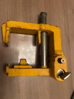 Caravan disselslot, Ophalen, Gebruikt