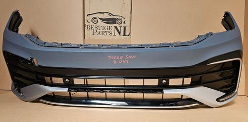 Voorbumper VW Tiguan 5NA R-line Facelift VOLKSWAGEN bj.2021-, Auto-onderdelen, Carrosserie en Plaatwerk, Bumper, Voor, Gebruikt