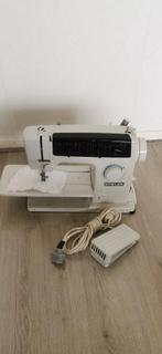 Naaimachine KOHLER alleen recht en terug achter naaien goed,, Hobby en Vrije tijd, Naaimachines en Toebehoren, Ophalen of Verzenden