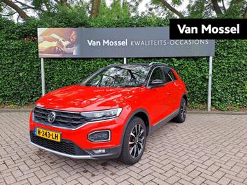 Volkswagen T-Roc 1.5 TSI Sport | CAMERA | NAVIGATIE | ELEKTR beschikbaar voor biedingen