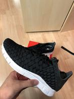 Nike Free Inneva Woven Black Zwart EU42, Ophalen of Verzenden, Zo goed als nieuw, Sneakers of Gympen, Nike