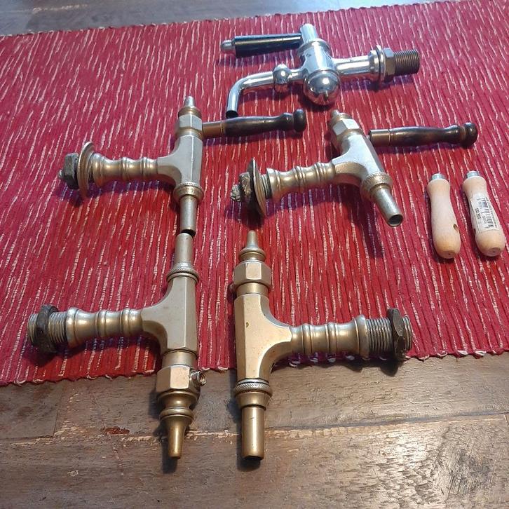 ANTIEKE BIERKRANEN VOOR BIERPOMP, Antiek en Kunst, Antiek | Koper en Brons, Koper, Ophalen of Verzenden