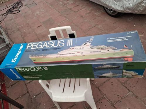 Graupner Pegasus III megajacht, Hobby en Vrije tijd, Modelbouw | Boten en Schepen, Zo goed als nieuw, Overige merken, Ophalen of Verzenden