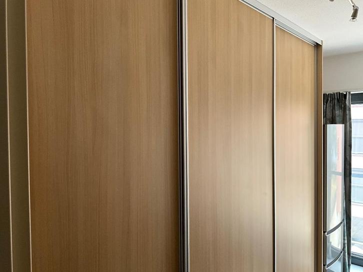 TOP KOOP:Complete inbouwkast 3x schuifdeuren rail/hang/leg, Huis en Inrichting, Kasten | Kledingkasten, Zo goed als nieuw, 200 cm of meer