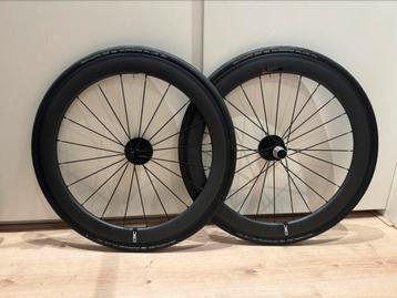 NIEUW!!! Carbon wielen 60mm beschikbaar voor biedingen