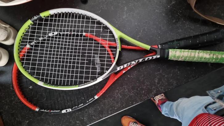 Dunlop Tennis Rackets (2), Sport en Fitness, Tennis, Gebruikt, Racket, Dunlop, Ophalen of Verzenden
