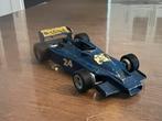 Dinky toys hesketh ravewagen  1:43, Ophalen of Verzenden, Zo goed als nieuw