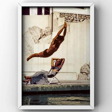 1x Helmut Newton – Grand Hôtel du Cap, Marie Claire, Antibes beschikbaar voor biedingen