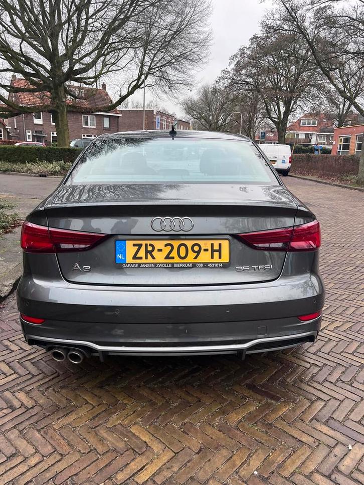 Audi A3 35 Tfsi 150pk 2019 Grijs, Auto's, Audi, Particulier, A3, Adaptive Cruise Control, Airbags, Airconditioning, Alarm, Bluetooth