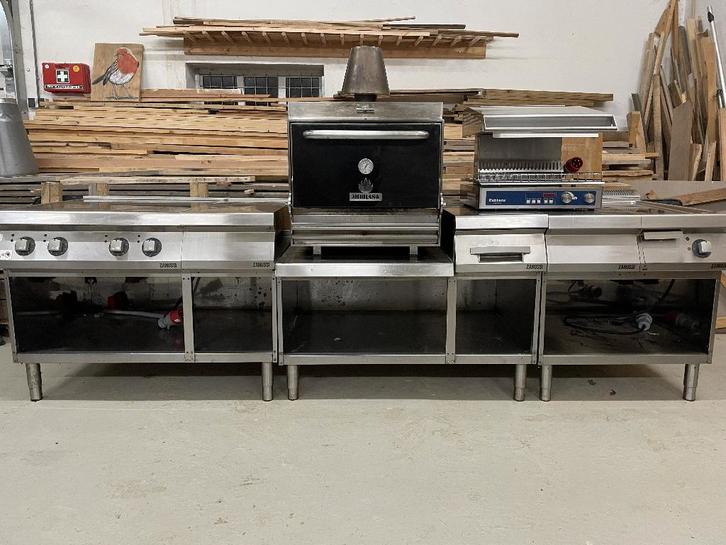 Professionele keuken apparatuur, Witgoed en Apparatuur, Kookplaten, Gebruikt, Vrijstaand, Elektrisch, 4 kookzones, Ophalen