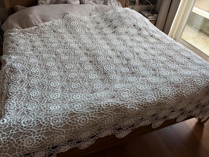 Gehaakte Bedsprei 200x200cm - Handgemaakt, Huis en Inrichting, Slaapkamer | Beddengoed, Ophalen of Verzenden