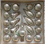 oude kerstballen zilver glitter + piek, Diversen, Kerst, Ophalen of Verzenden, Zo goed als nieuw