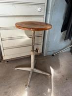 Vintage en industriele Friso Kramer kruk ( de cirkel ), Ophalen of Verzenden, Zo goed als nieuw, Hout