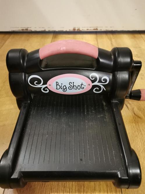 Bigshot Stans / embossing machine kaarten maken., Hobby en Vrije tijd, Kaarten | Zelf maken, Gebruikt, Pons of Mal, Overige thema's