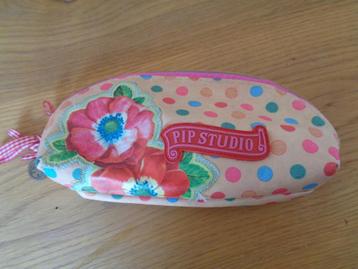 PIP STUDIO make-up tasje beschikbaar voor biedingen