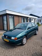 Volkswagen Polo 1.4 Sedan 44KW 1998 Groen inruil mogelijk, Auto's, Volkswagen, Voorwielaandrijving, 970 kg, 15 km/l, 4 cilinders
