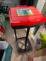 Gratis kinderstoel, wegwerp prullenbak waterkoker, Ophalen of Verzenden