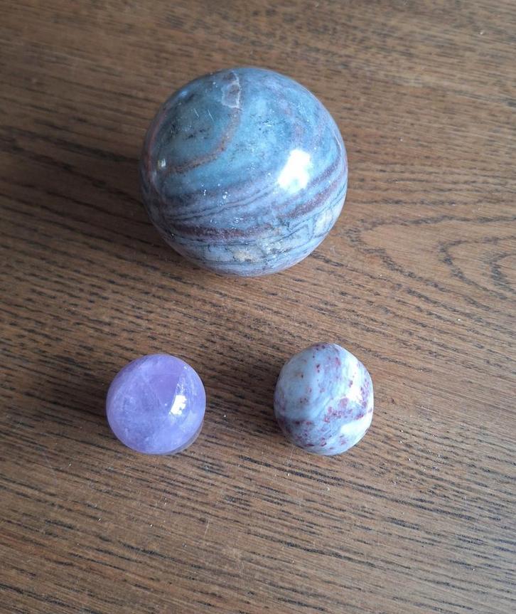 3x edelsteen bal, Verzamelen, Mineralen en Fossielen, Ophalen of Verzenden