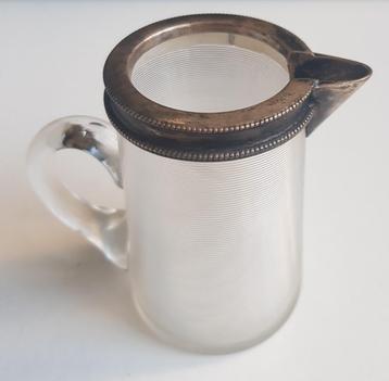 Fries draadglas melkkan, roomkan beschikbaar voor biedingen