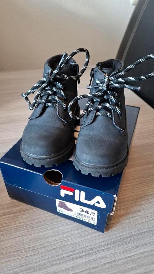 Fila hoge schoentjes maat 22, Kinderen en Baby's, Kinderkleding | Schoenen en Sokken, Zo goed als nieuw, Schoenen, Jongen of Meisje