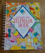 Knipmode / Knip Mode en Margriet handboek voor zelfmaakmode, Verzenden, Zo goed als nieuw, Vrouw, Knipmode