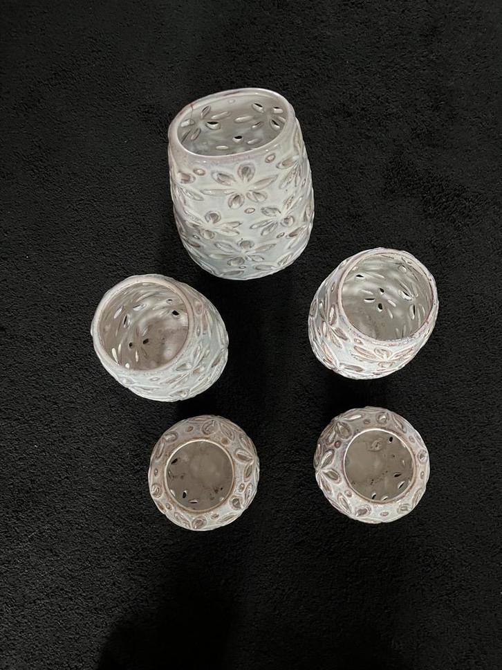 Set van 5 witte kandelaars/vazen., Huis en Inrichting, Woonaccessoires | Kandelaars en Kaarsen, Nieuw, Kandelaar, 25 tot 50 cm