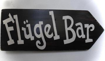Houten Flügel Bar bord / handgeschilderd / après ski beschikbaar voor biedingen