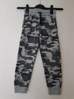 Joggingbroek jongens -- maat 116 / ca. 5 jaar -- Primark, Kinderen en Baby's, Kinderkleding | Maat 116, Broek, Gebruikt, Ophalen of Verzenden