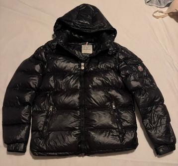 Moncler maya jas beschikbaar voor biedingen