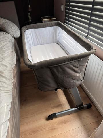 Co-sleeper We Too beschikbaar voor biedingen