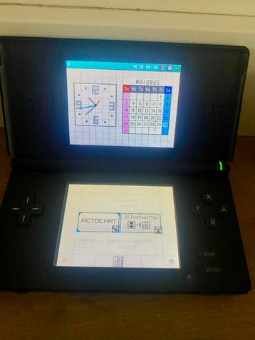 Nintendo DS lite + 4 Games beschikbaar voor biedingen