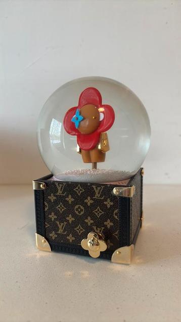 Speeldoos snow globe louis vuitton beschikbaar voor biedingen