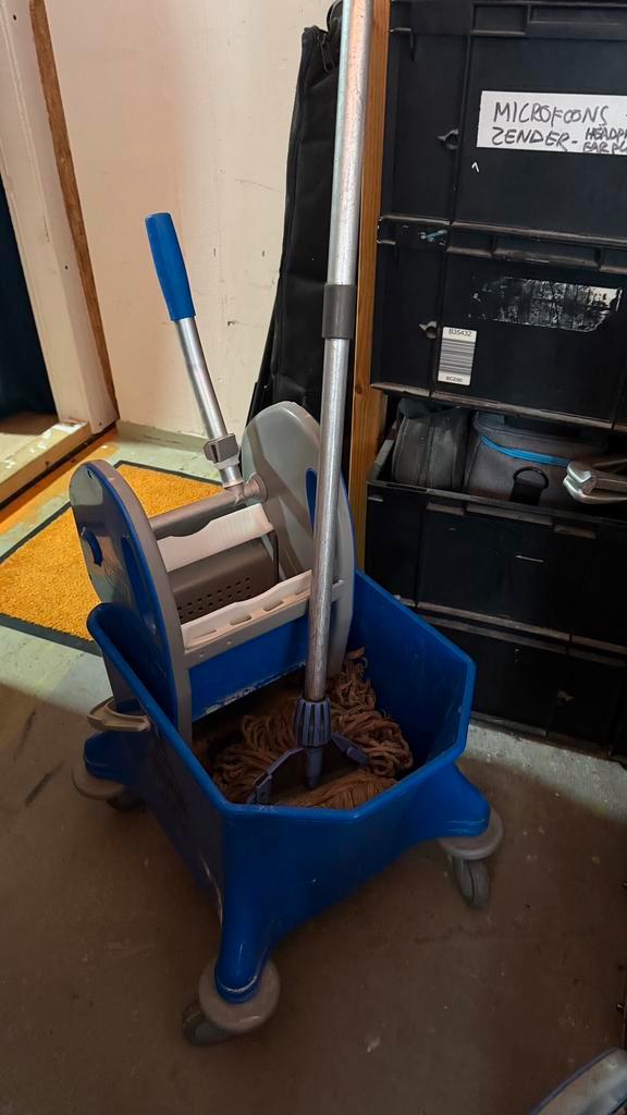Complete Vero mopwagen - Dweilemmer op Wielen + 2 Wringers, Huis en Inrichting, Schoonmaakartikelen, Ophalen