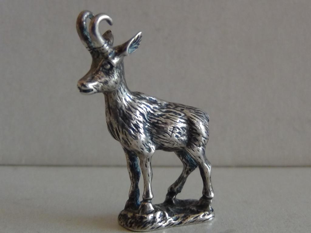 Miniatuur zilver EP68 steenbok zilveren miniaturen, Antiek en Kunst, Ophalen of Verzenden, Zilver