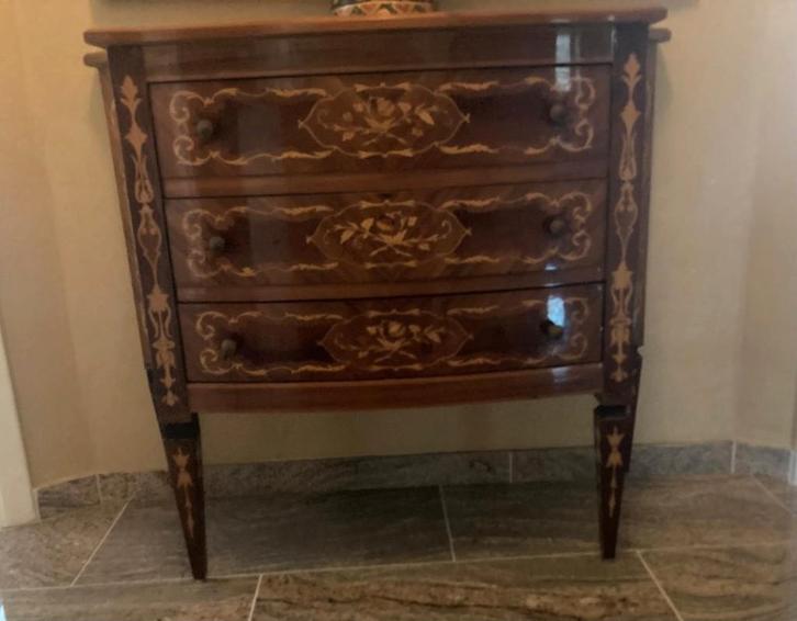 Oude ladenkast commode marquiterie italiaans ingelegd hout, Antiek en Kunst, Antiek | Meubels | Kasten, Ophalen