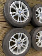 Originele Volvo Pan velgen 18 inch met winterbanden, Auto-onderdelen, Banden en Velgen, Ophalen, 18 inch, Velg(en), Winterbanden