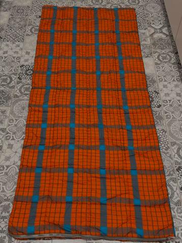 Prachtige(!) Vintage Dacron Fiberfill slaapzak. Als nieuw! beschikbaar voor biedingen