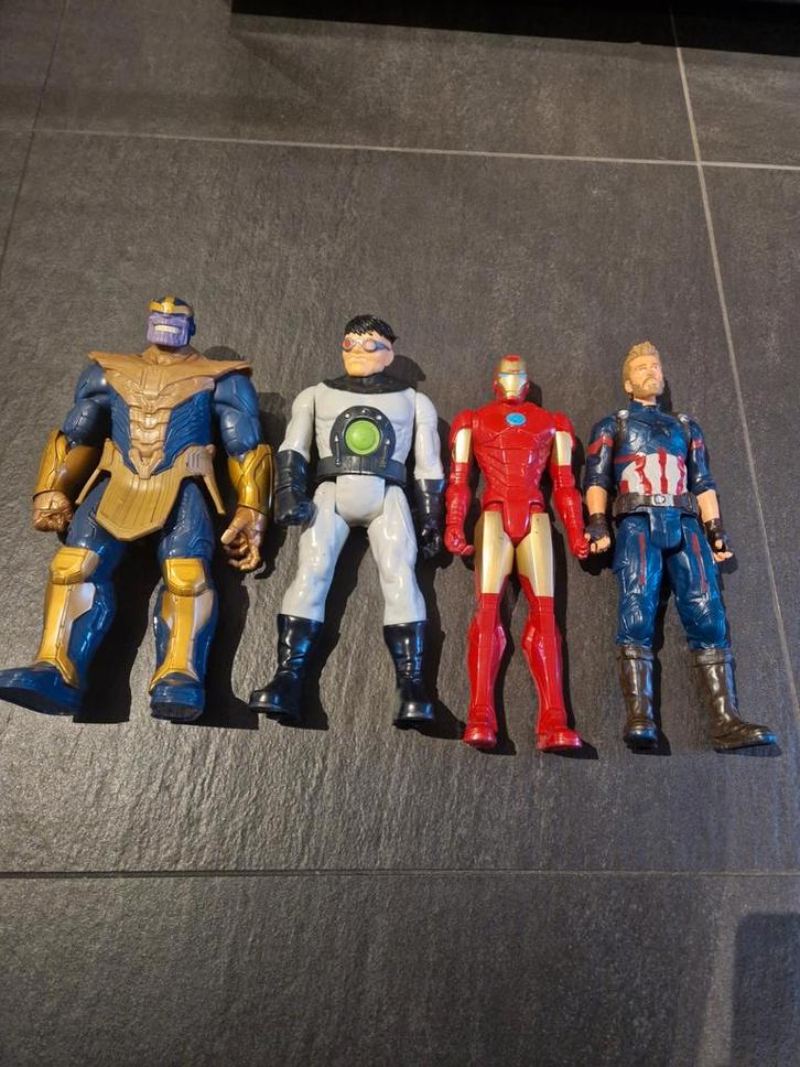 Avengers Actie Figuren Set, Kinderen en Baby's, Speelgoed | Actiefiguren, Gebruikt, Ophalen of Verzenden