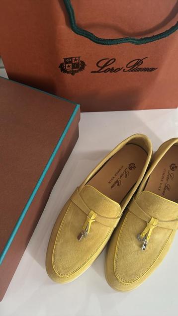 Nieuw loro piana botergeel beschikbaar voor biedingen