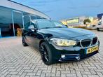 BMW 1-Serie 118i 136pk 2016 Zwart, Auto's, 1280 kg, Zwart, Zwart, Bedrijf